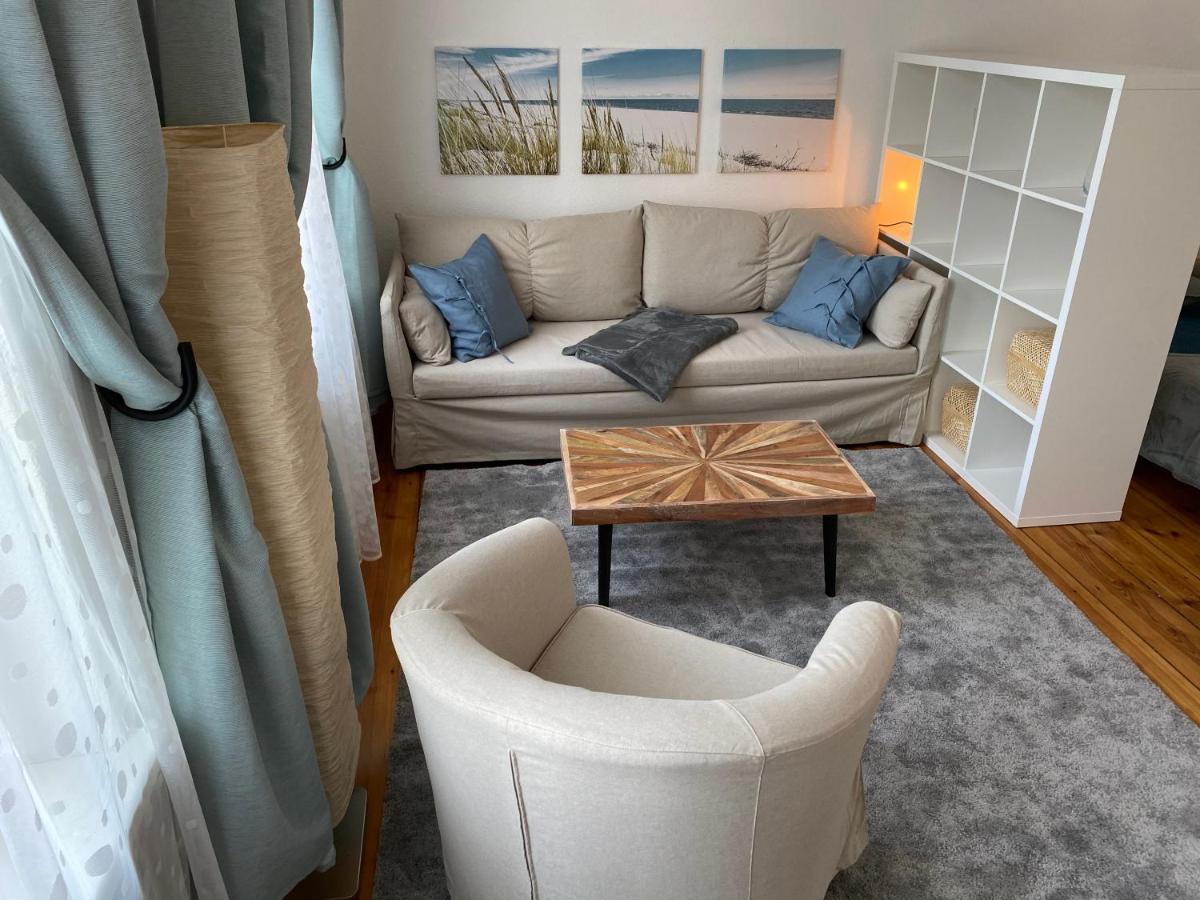 Grosszuegiges 2-zimmer-appartement Im Zentrum Von Direkt An Der Havel Apartment
