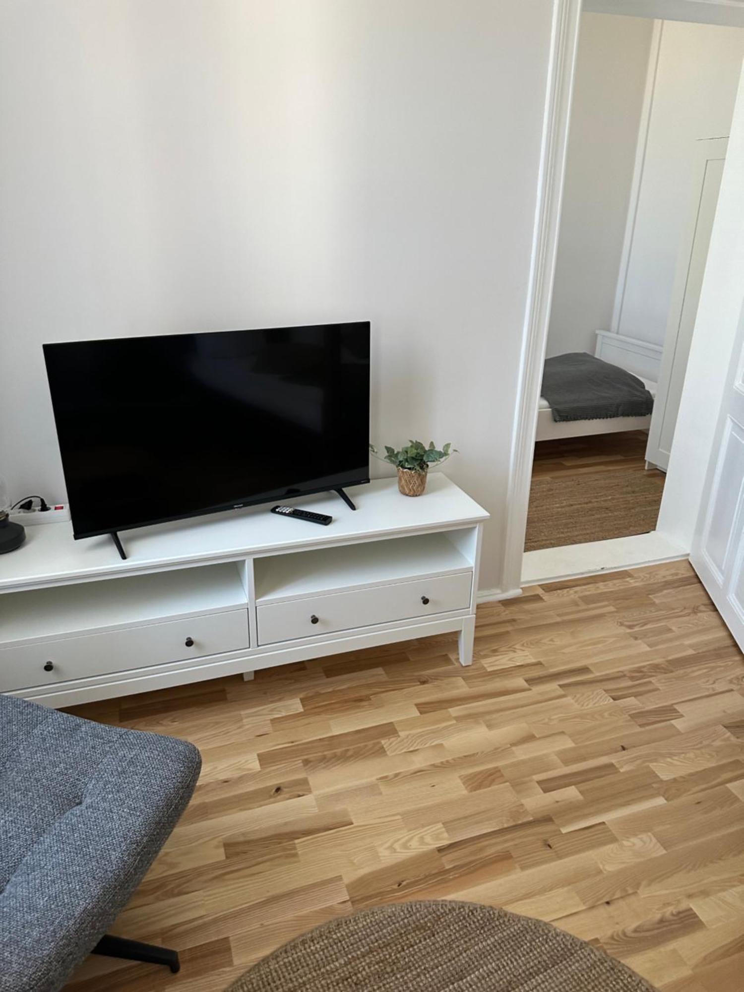 Grosszuegiges 2-zimmer-appartement Im Zentrum Von Direkt An Der Havel *